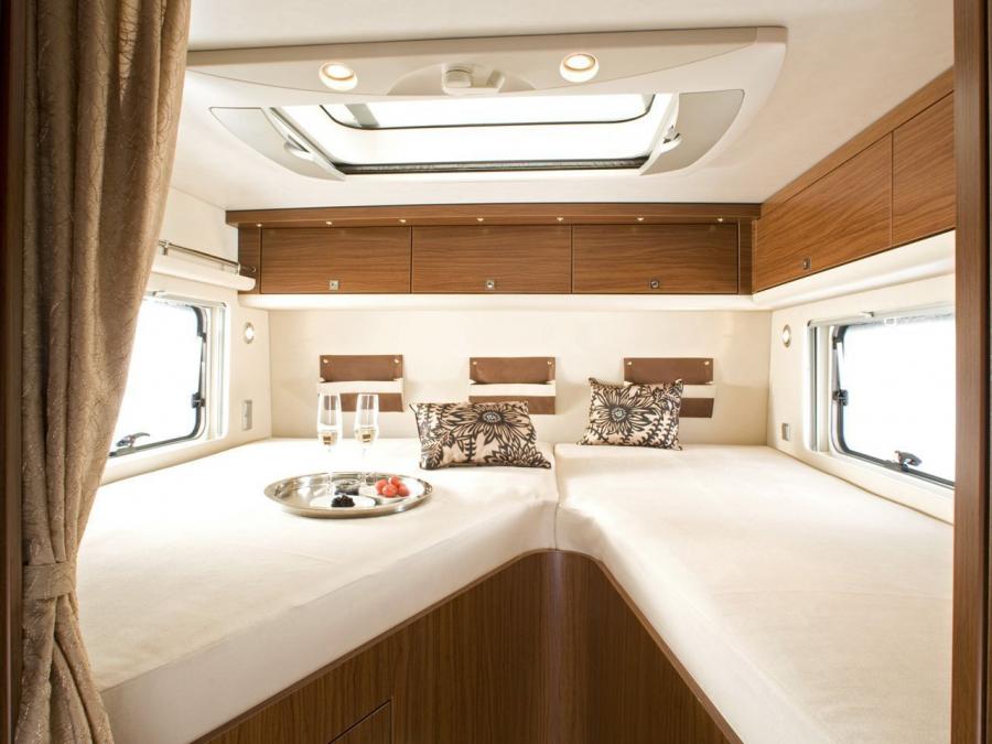Интерьер Hymer S830 2008 года  (фото 6 из 7)